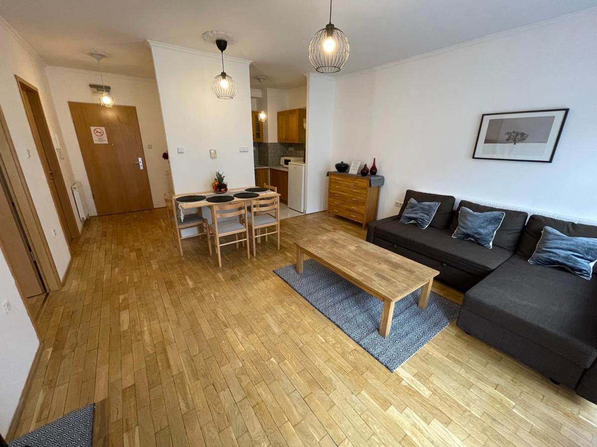 Szimpla Central Boutique Apartment Boedapest Buitenkant foto